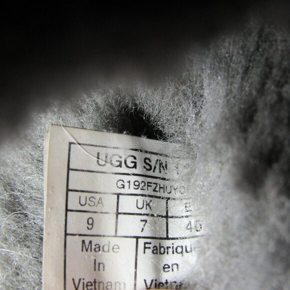 Ugg Black SCUFFETTE II Shearling Slippers Women's 9 - Picture 8 of 8